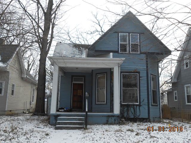 1st image of 755 E Chandler Ave