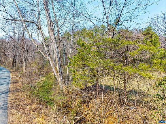 4th image of Puppy Creek Rd