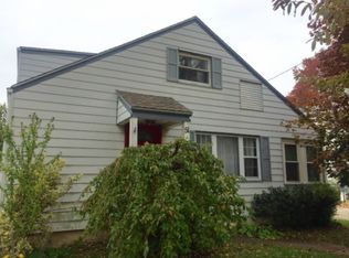 51 Arthur St, Ridgefield Park, NJ 07660