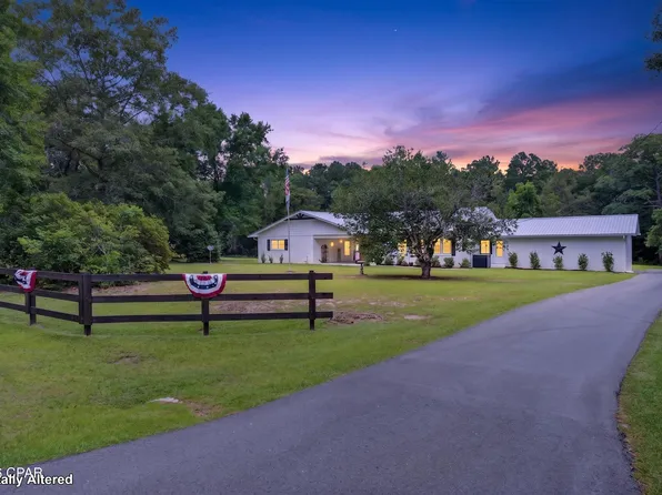 1955 N Highway 181, Westville, FL 32464