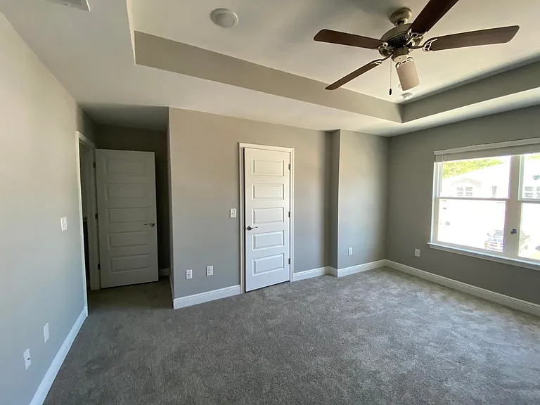 672 Denton Blvd #1 — Photo 8