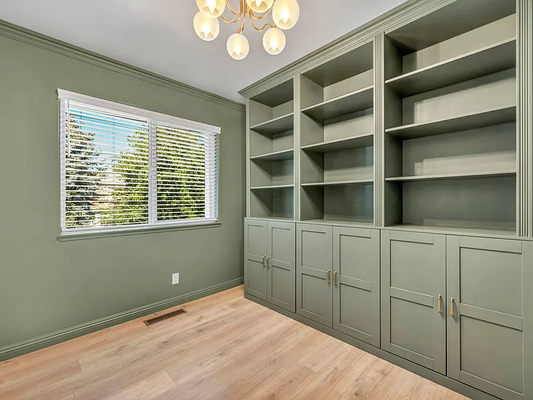 7554 Wheeldale Cir — Photo 22