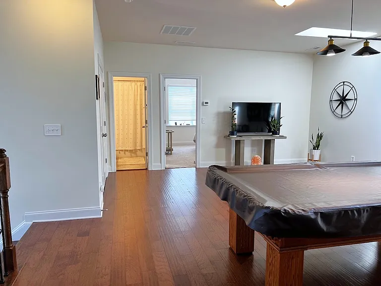 16023 Rushwick Dr — Photo 32