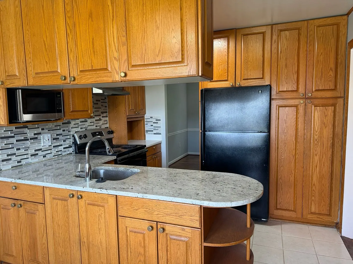 Great Home, Great Location! — Photo 3