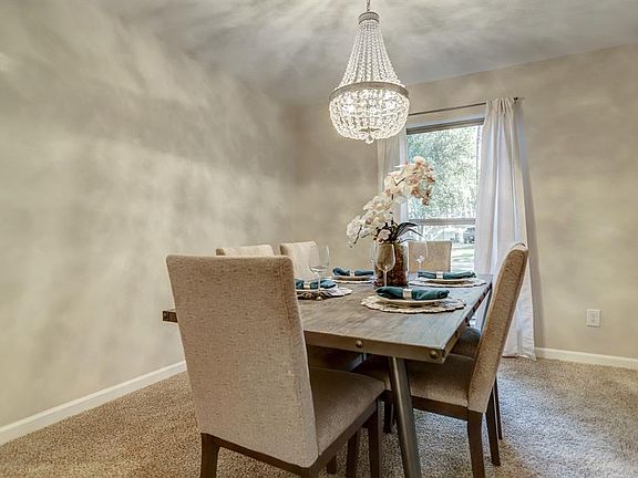 5th image of 10723 Dunbrook Dr