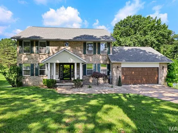 18 Hoffert St, Union, MO 63084