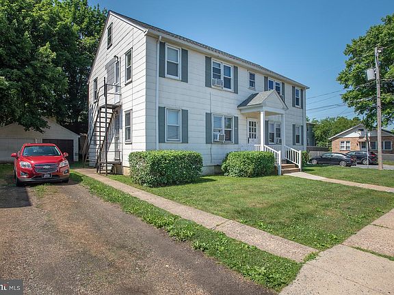 2nd image of 120 Belmont Ave