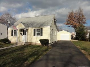 23 Macarthur Rd, Plainville, CT 06062