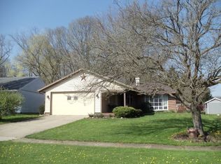 135 Williamsburg Ln, Lancaster, OH
