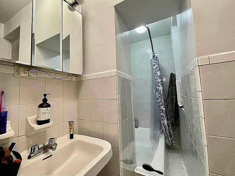 357 W 54th St #21 — Photo 3