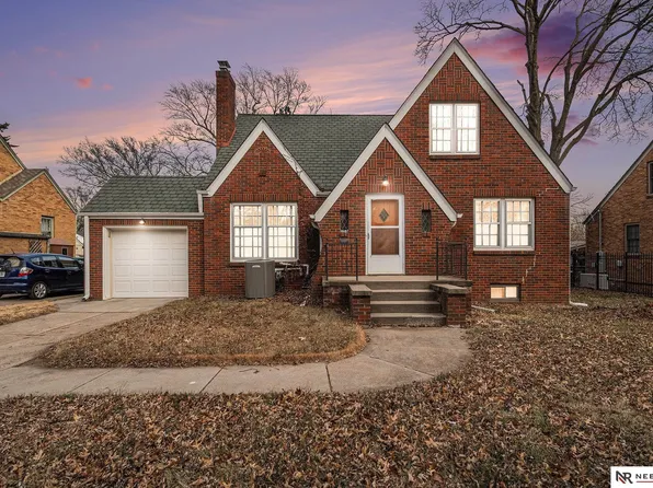 1605 N 53rd St, Omaha, NE 68104