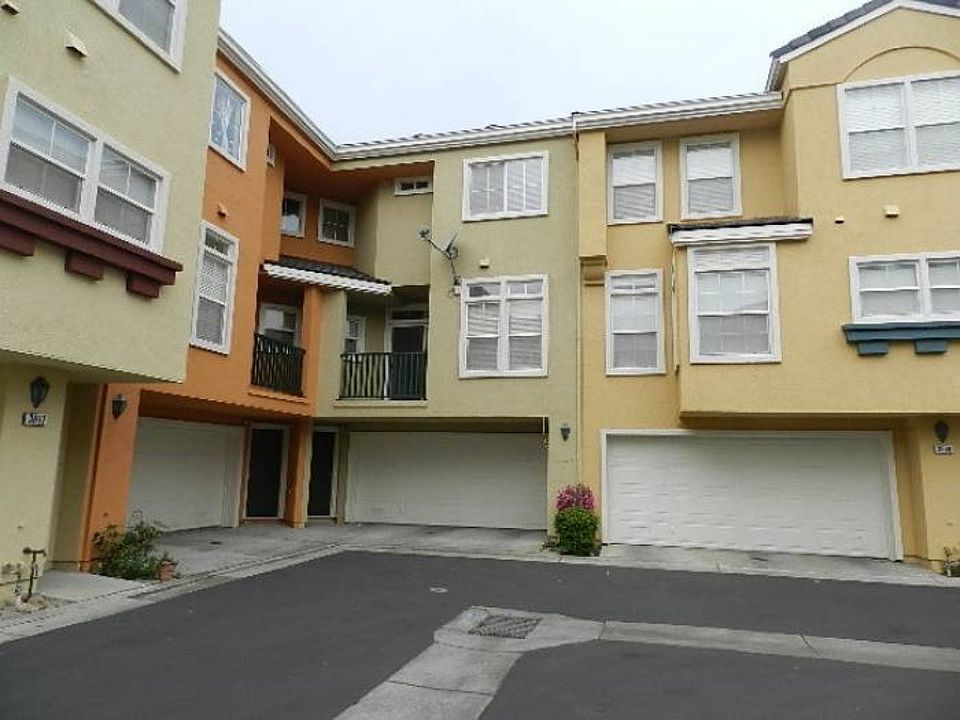 2nd image of 3605 Langdon Cmn