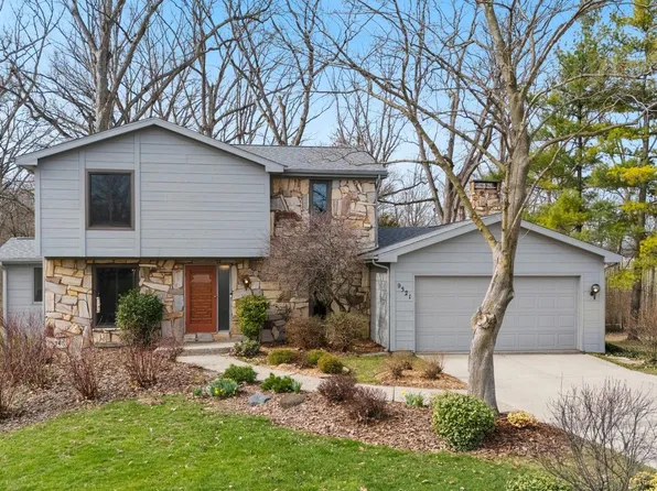 9321 Thunder Hill Pl, Fort Wayne, IN 46804