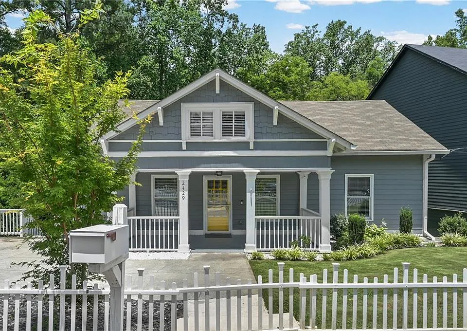 2429 Claude St NW