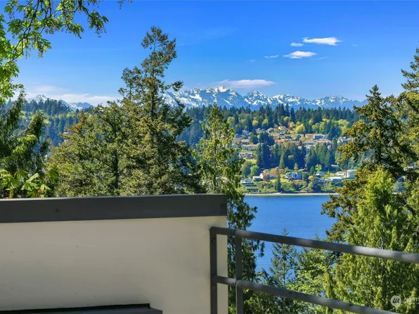 5179 NE Sullivan Road, Bainbridge Island, WA 98110