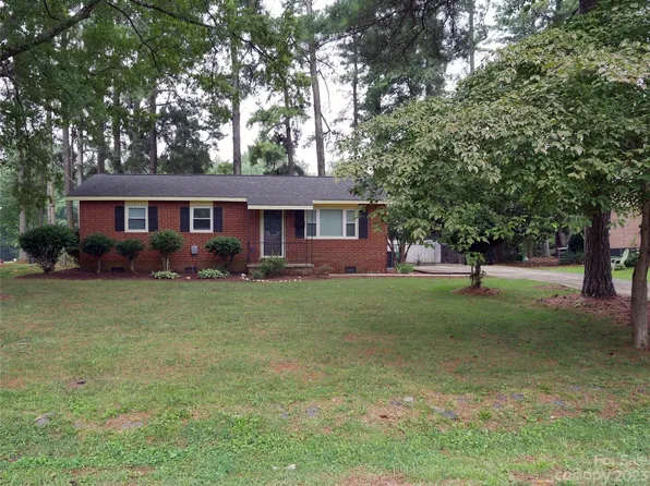 325 Amber Ct SW, Concord, NC 28025