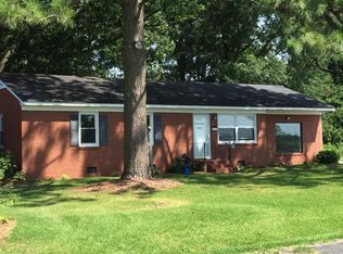 4201 New Circle Dr, Ayden, NC 28513