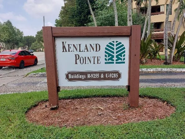 9285 SW 125th Ave APT 208, Miami, FL 33186