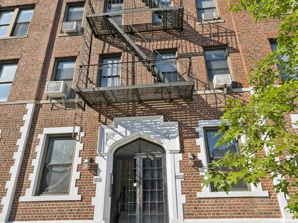 1551 Park Place image 7 of 7