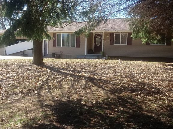 2nd image of 4122 Whispering Oak Dr