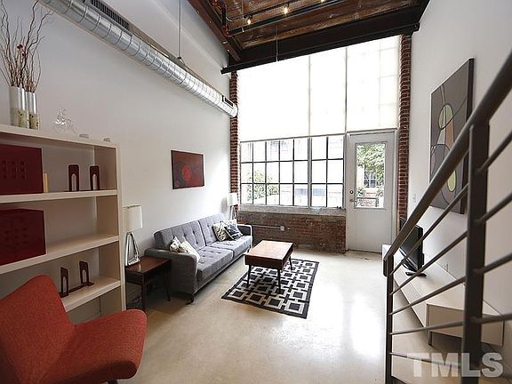 5th image of 807 E Main St #6-121