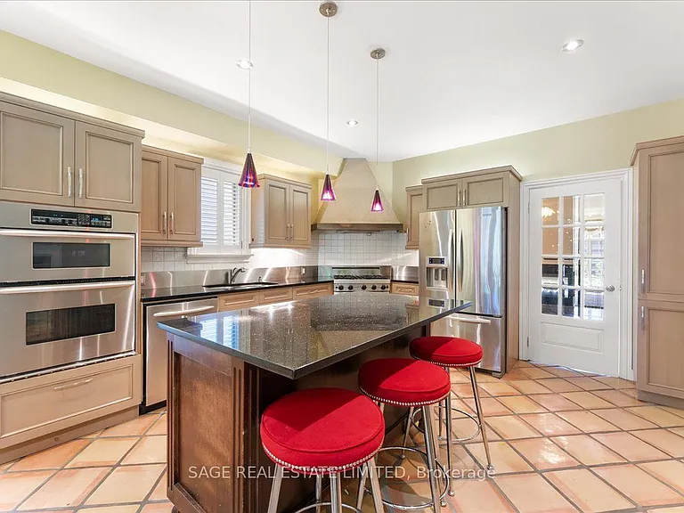 67 Agincourt Dr — Photo 12