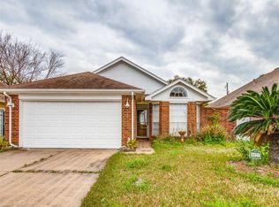 8021 Aspen St, Texas City, TX 77591