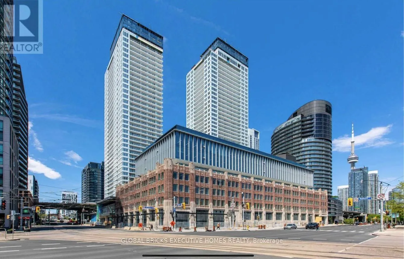 2 bed, $2,850 — Photo 1