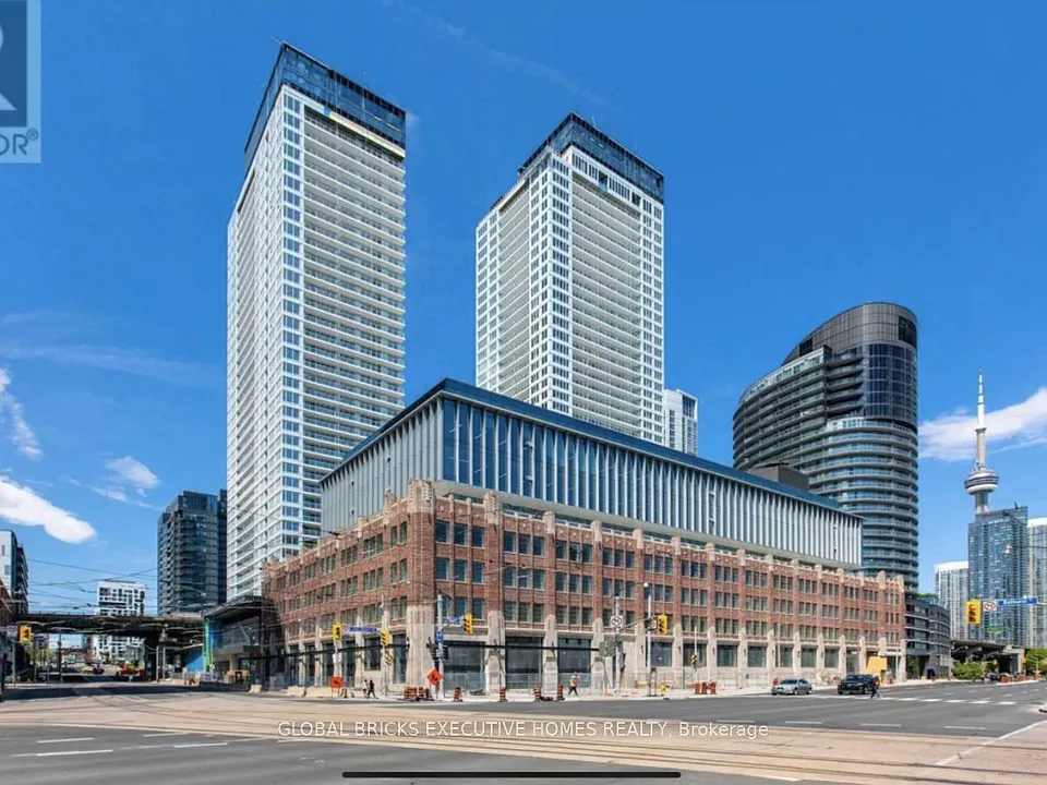 17 Bathurst St #2206