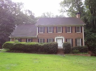 3346 Hidden Forest Dr, Snellville, GA 30078