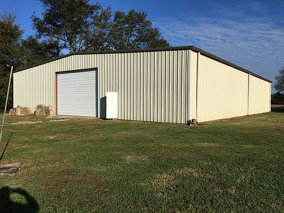 2nd image of 984 Thompsonville Ln