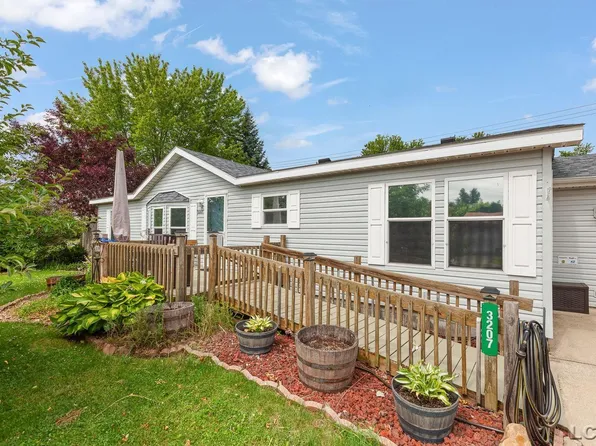 3207 Erie Shore Dr, Monroe, MI 48162