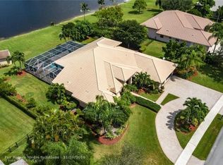10955 SW 38th Dr, Davie, FL 33328