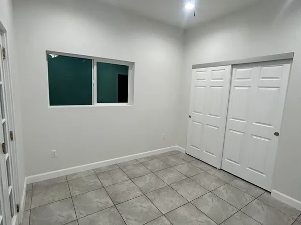 2029 Las Posas Rd, Corona, CA