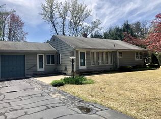 215 Holyoke Rd, Westfield, MA 01085