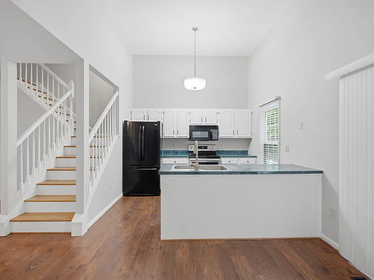 27 Ryan Ct — Photo 14