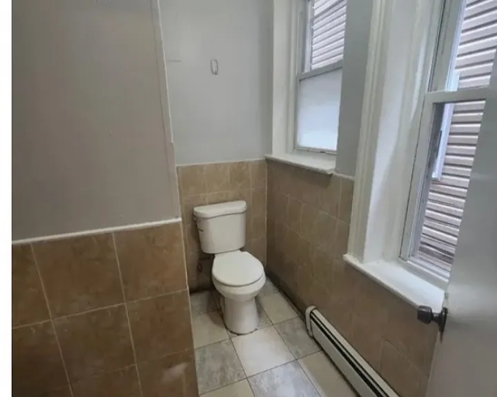 331 E Jersey St #2LL — Photo 2