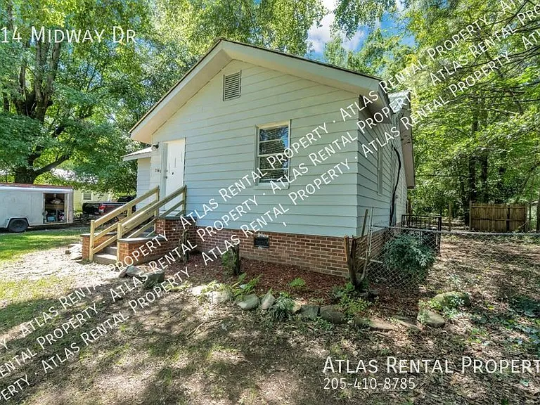 114 Midway Dr — Photo 3