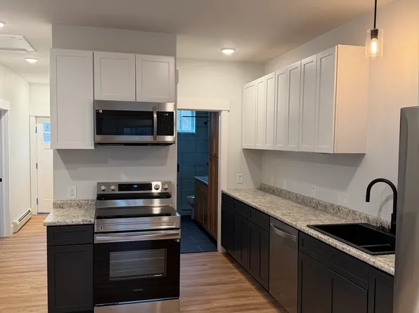 516 Marsh Rd #2, Sabattus, ME 04280
