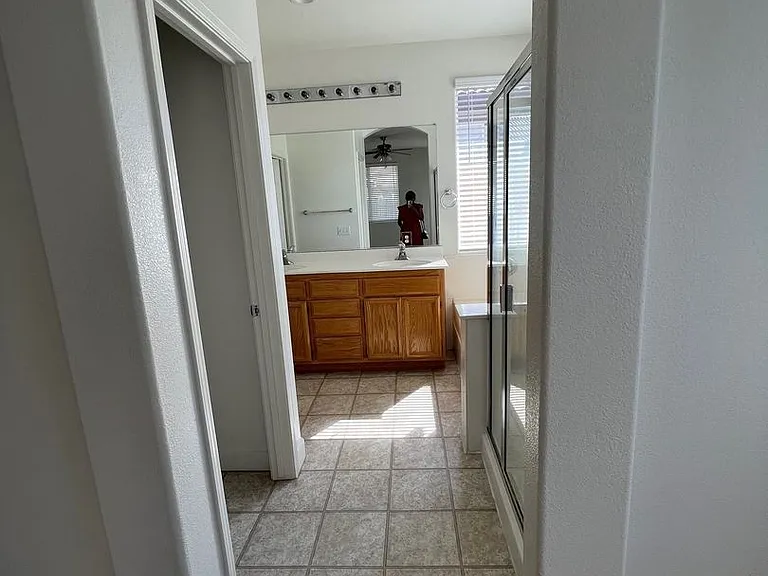8321 Lewis Ave — Photo 21