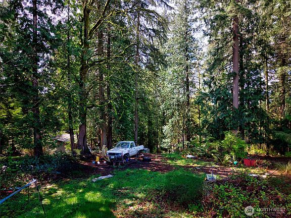 3rd image of 26910 NE Kennedy Drive
