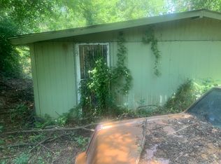 526 Robert Henry St, Macon, GA 31206