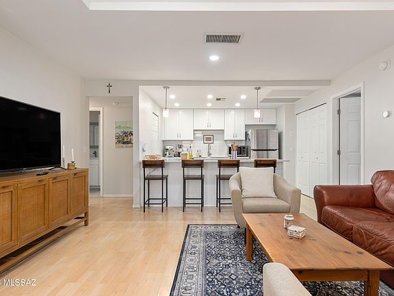 4th image of 1200 E River Rd APT G76