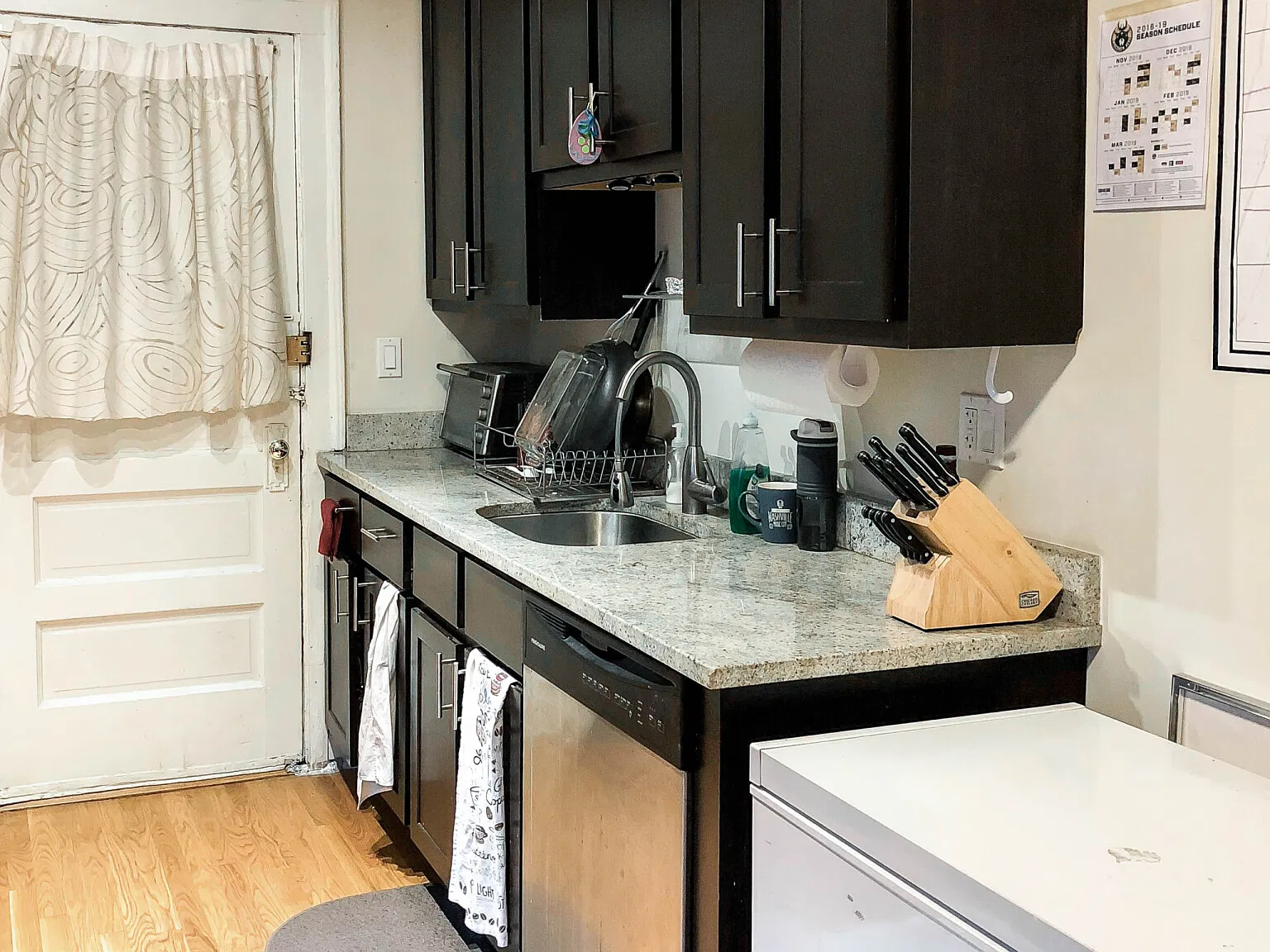 2 bed, $2,270 — Photo 3