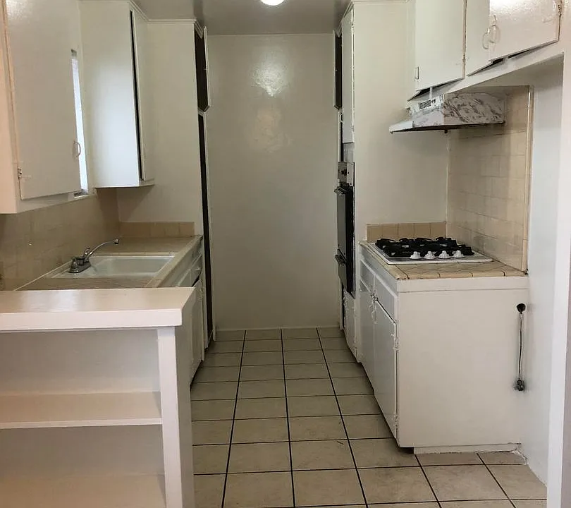 8815 Van Nuys Blvd #I