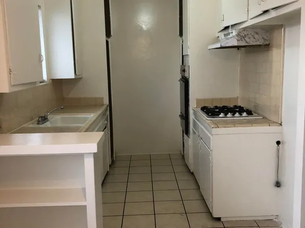 8815 Van Nuys Blvd #I, Panorama City, CA 91402