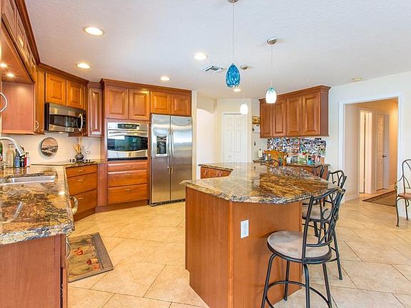 4th image of 2406 Tuscarora Trl