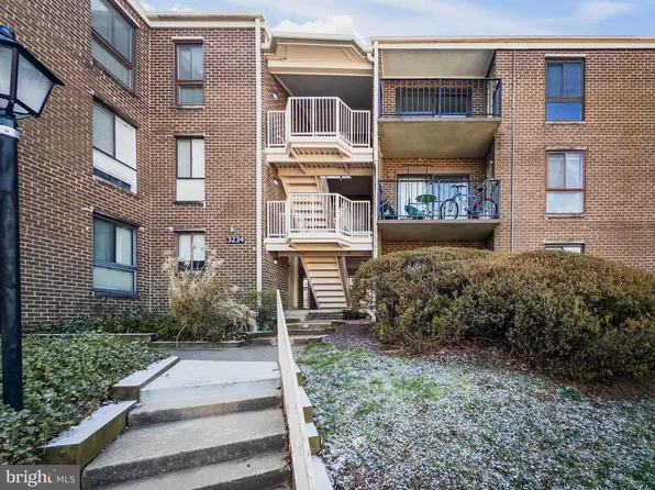 3234 Spartan Rd APT 76, Olney, MD 20832