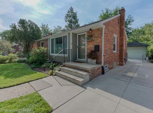 1395 Larkmoor Blvd, Berkley, MI