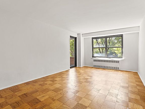 2nd image of 385 Grand St APT L207